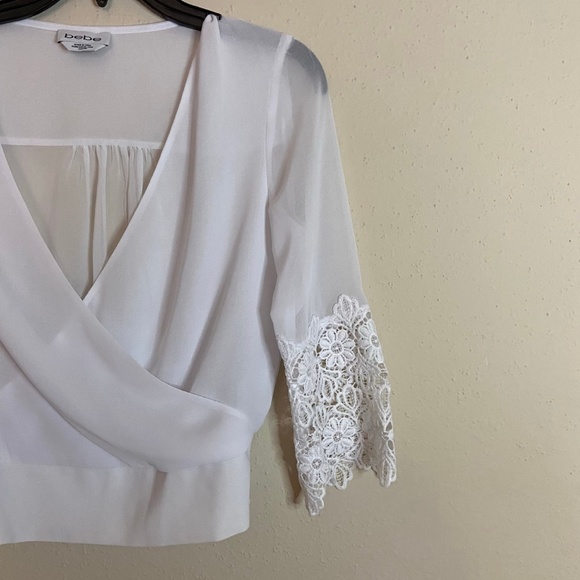 BEBE WHITE BLOUSE - Picture 2 of 5